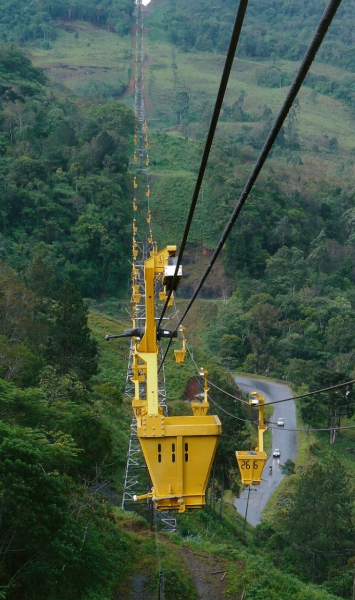 ブラジル 9,590m 輸送力毎時400t 写真